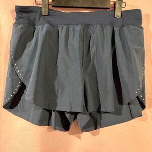 Lululemon navy blue fast and free short